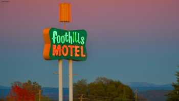 Foothills Retro-Modern Motel