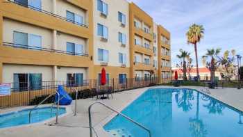 Ramada by Wyndham Bakersfield North