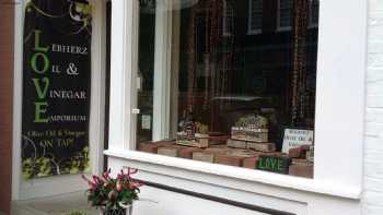 LOVE: Lebherz Oil & Vinegar Emporium Downtown Frederick