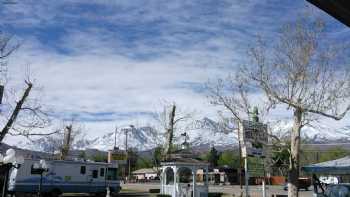 Big Pine Motel