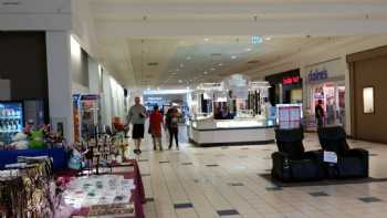 Country Club Mall