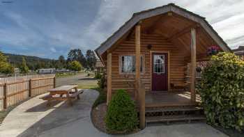 Redwood Coast Cabins and RV Resort