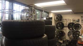 Kosmors Tires