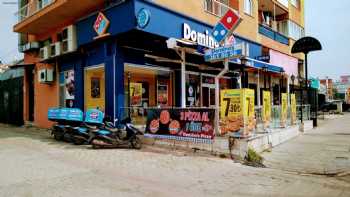 Domino's Pizza Şemikler