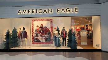 American Eagle & Aerie Store