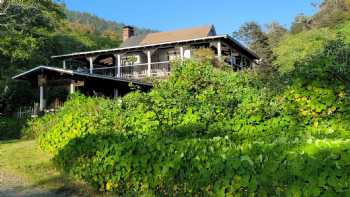 Howard Creek Ranch Inn