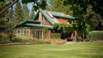 The Davies Family Inn at Shadowridge Ranch