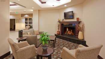 Holiday Inn Express & Suites Clovis-Fresno Area, an IHG Hotel