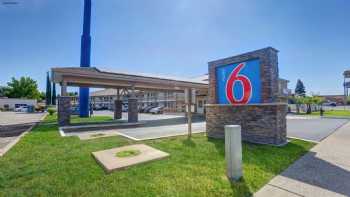 Motel 6 Anderson, CA - Redding Airport