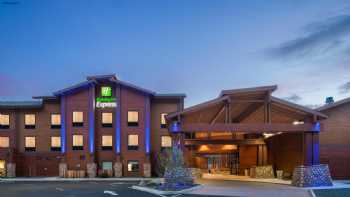 Holiday Inn Express Klamath - Redwood Ntl Park Area, an IHG Hotel