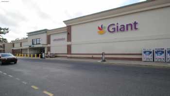 Giant Pharmacy