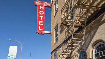 Traveler's Hotel