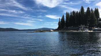 Lake Almanor Resorts