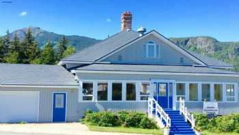 Alaska Guardhouse Lodging