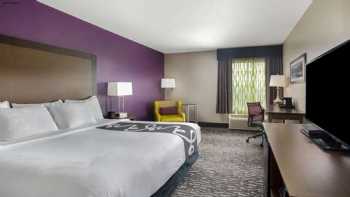 La Quinta Inn & Suites by Wyndham Visalia/Sequoia Gateway