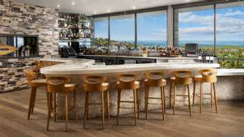 Hotel La Jolla, Curio Collection by Hilton