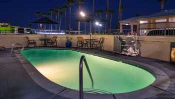 Best Western Kettleman City Inn & Suites