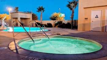 Hampton Inn & Suites Barstow