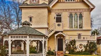 Victorian Mansion Bed & Breakfast