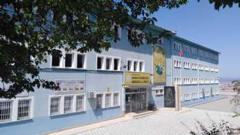 Adnan Menderes Anadolu Lisesi