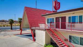 Red Roof Inn Needles