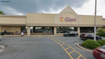 Giant Pharmacy