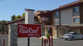 Red Roof Inn & Suites Sacramento North