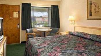 Travelodge by Wyndham San Rafael