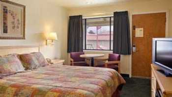 Travelodge by Wyndham San Rafael