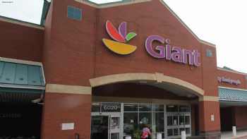 Giant Pharmacy