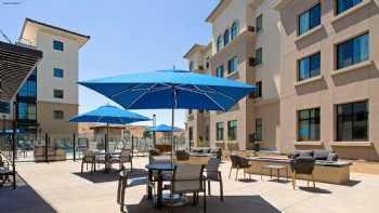 Holiday Inn Express & Suites Valencia - Santa Clarita, an IHG Hotel