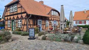 Peterssons Hof Restaurant, Eis-Café-Kuchen & Biergarten