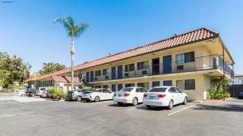 Motel 6 Riverside, CA - UCR East