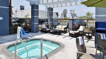 Holiday Inn Express & Suites Loma Linda- San Bernardino S, an IHG Hotel