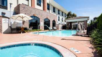 Holiday Inn Express & Suites Atascadero, an IHG Hotel