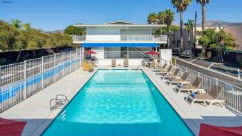 Motel 6 Santa Barbara, CA - State Street