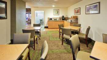 La Quinta Inn & Suites by Wyndham Redding