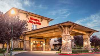 Hampton Inn & Suites Windsor - Sonoma Wine Country