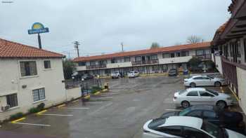 Days Inn by Wyndham Castaic Six Flags Magic Mountain