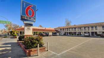 Motel 6 Marysville, CA