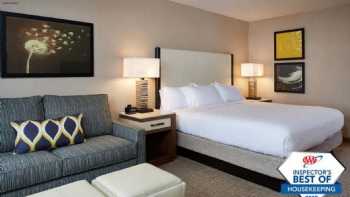 DoubleTree by Hilton Hotel Fresno Convention Center