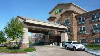 Holiday Inn Express & Suites Tehachapi Hwy 58/Mill St., an IHG Hotel