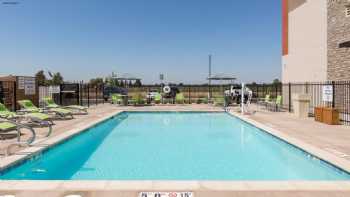 Holiday Inn Express Visalia - Sequoia Gateway Area, an IHG Hotel