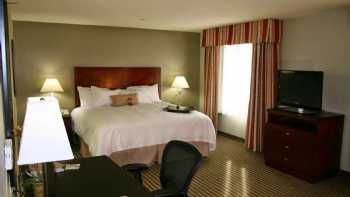 Hampton Inn Visalia