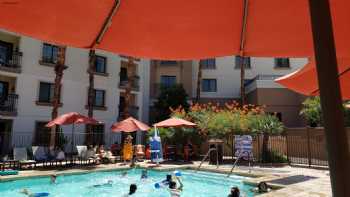 Embassy Suites by Hilton La Quinta Hotel & Spa