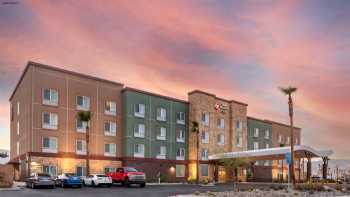 Best Western Plus Desert View Inn & Suites