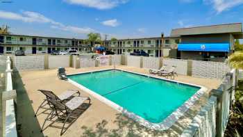 Motel 6 Pico Rivera, CA – Los Angeles