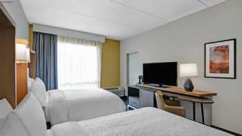 Holiday Inn Philadelphia-Cherry Hill, an IHG Hotel