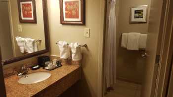 DoubleTree by Hilton Cherry Hill Philadelphia