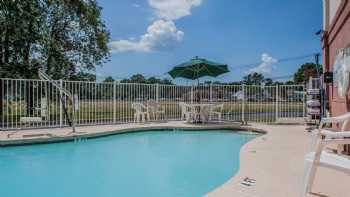 Comfort Inn Bordentown near NJ Turnpike